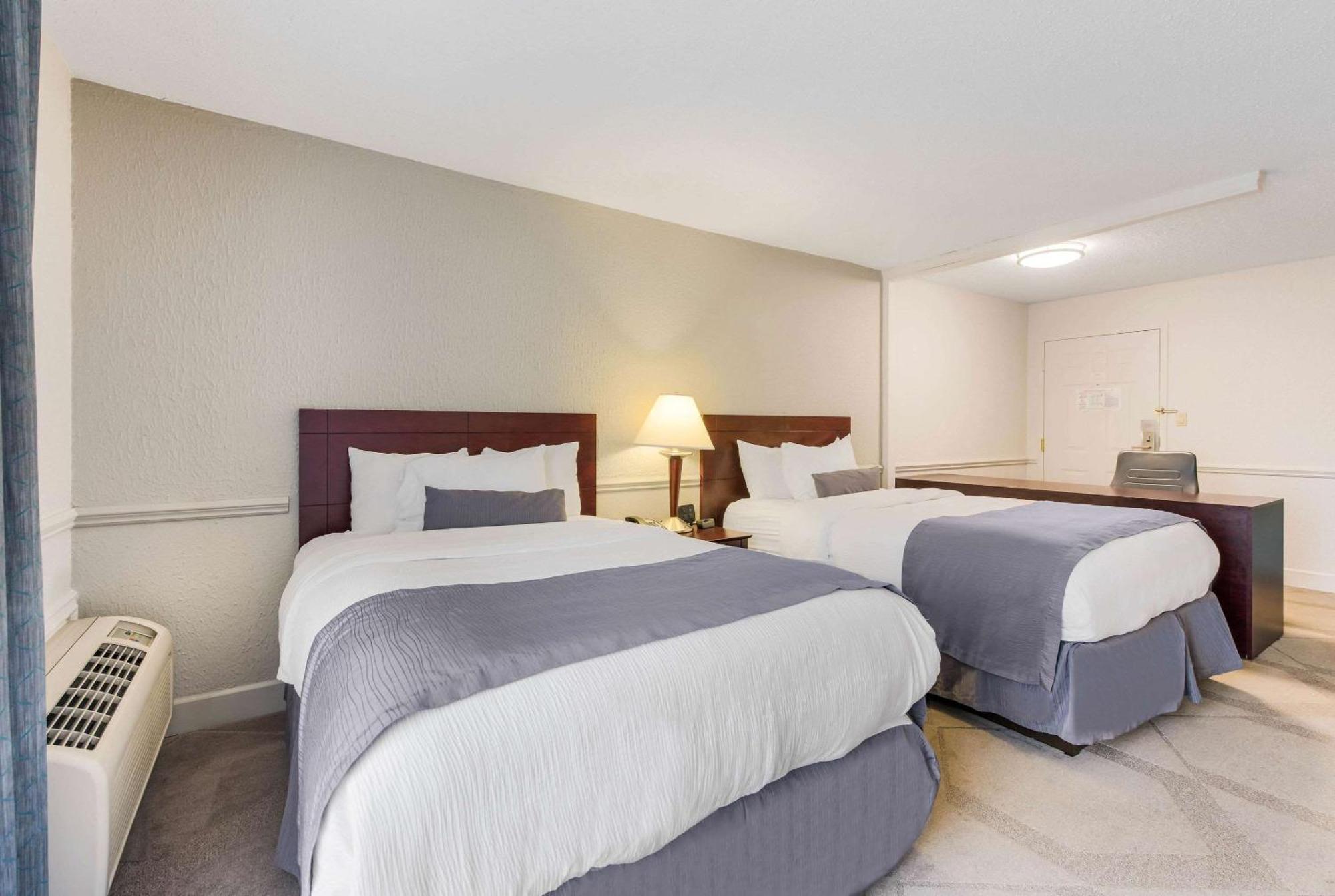 The Blu Hotel Blue Ash Cincinnati, Ascend Hotel Collection Bagian luar foto