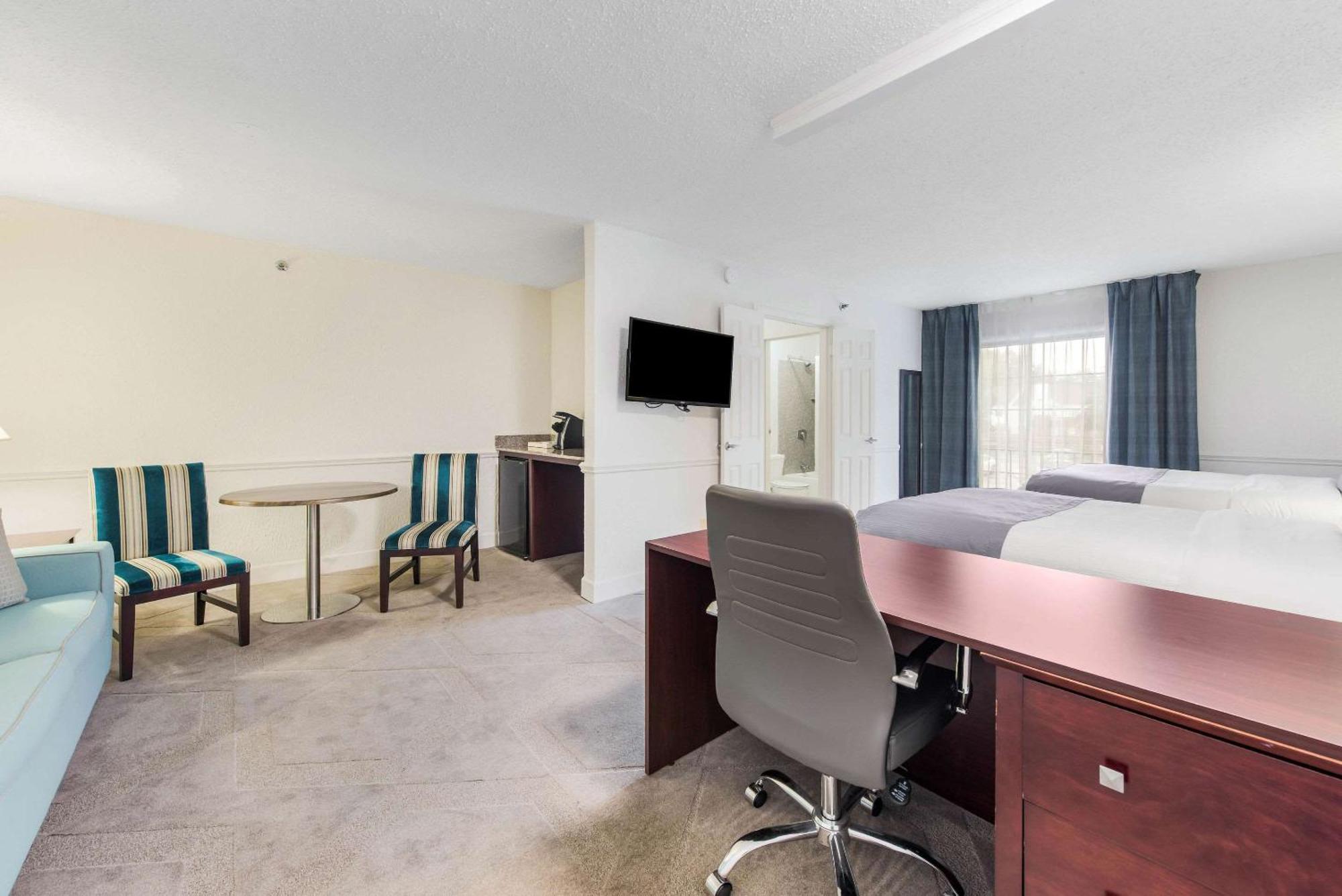 The Blu Hotel Blue Ash Cincinnati, Ascend Hotel Collection Bagian luar foto