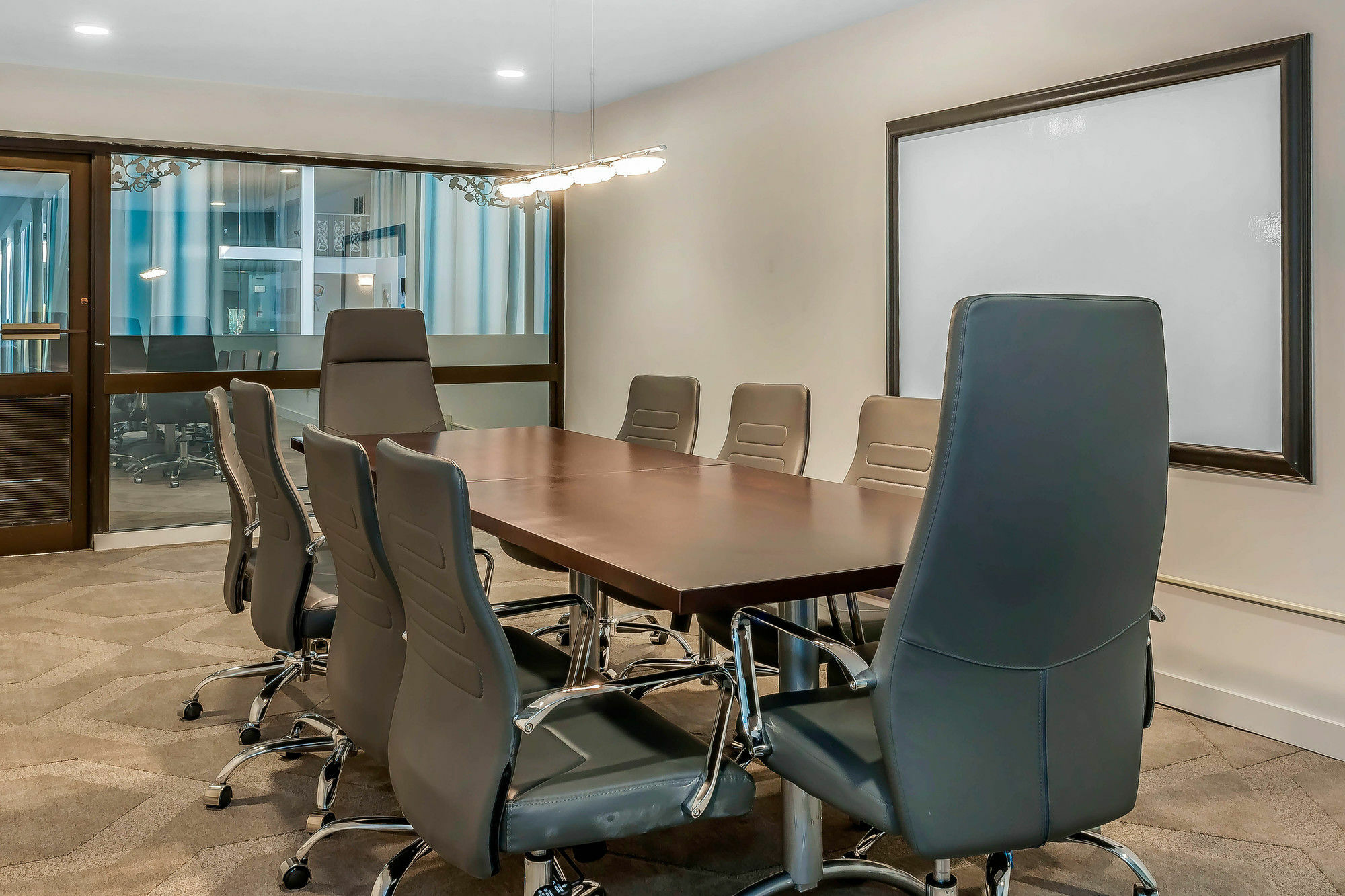 The Blu Hotel Blue Ash Cincinnati, Ascend Hotel Collection Bagian luar foto